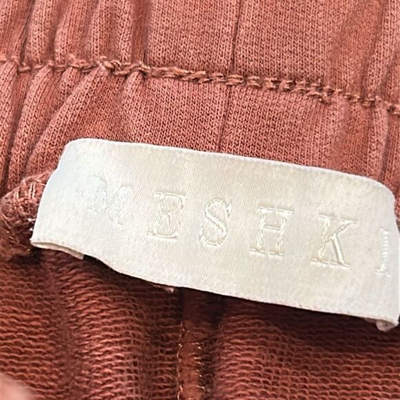 MESHKI Women's Casual Brown/rust Shorts size small - Picture 3 of 7